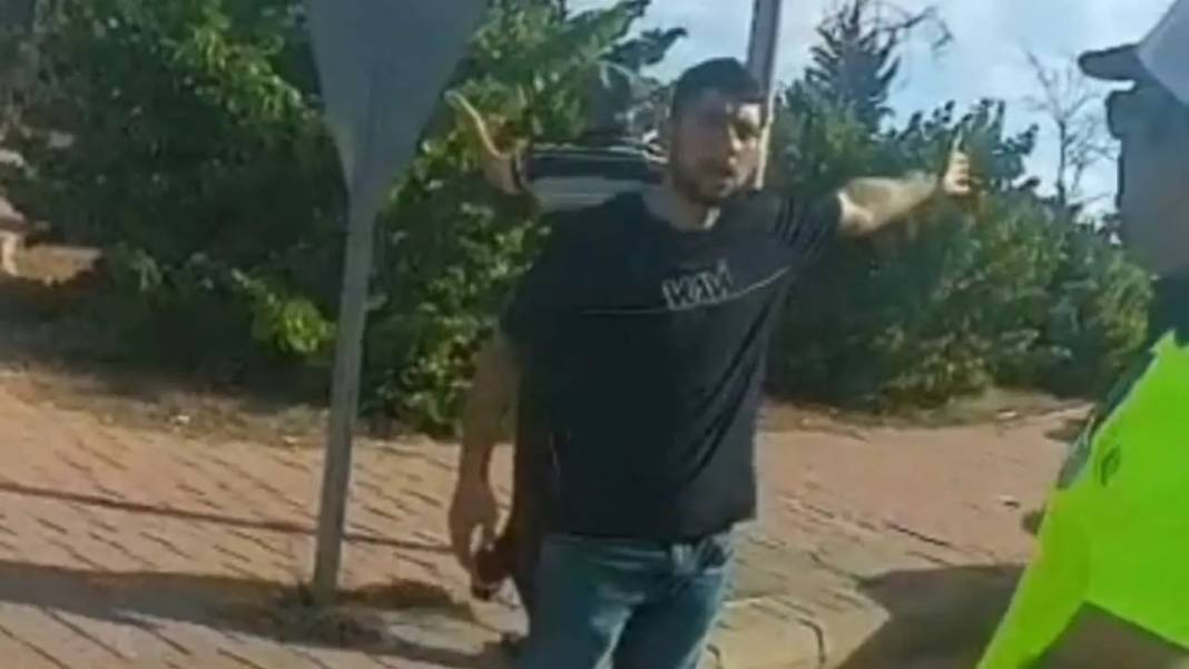 Adana’da Halk Koşusunda Yol Kapanınca Sürücüler Koşuculara Saldırdı 3
